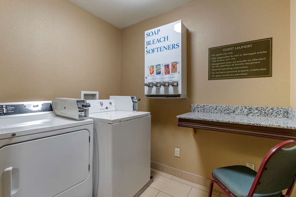 Comfort Inn & Suites Cedar Rapids North Collins Road - photo 58