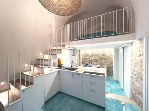Sopravento — 4-Star Luxury Hotel in Giovinazzo, Italy