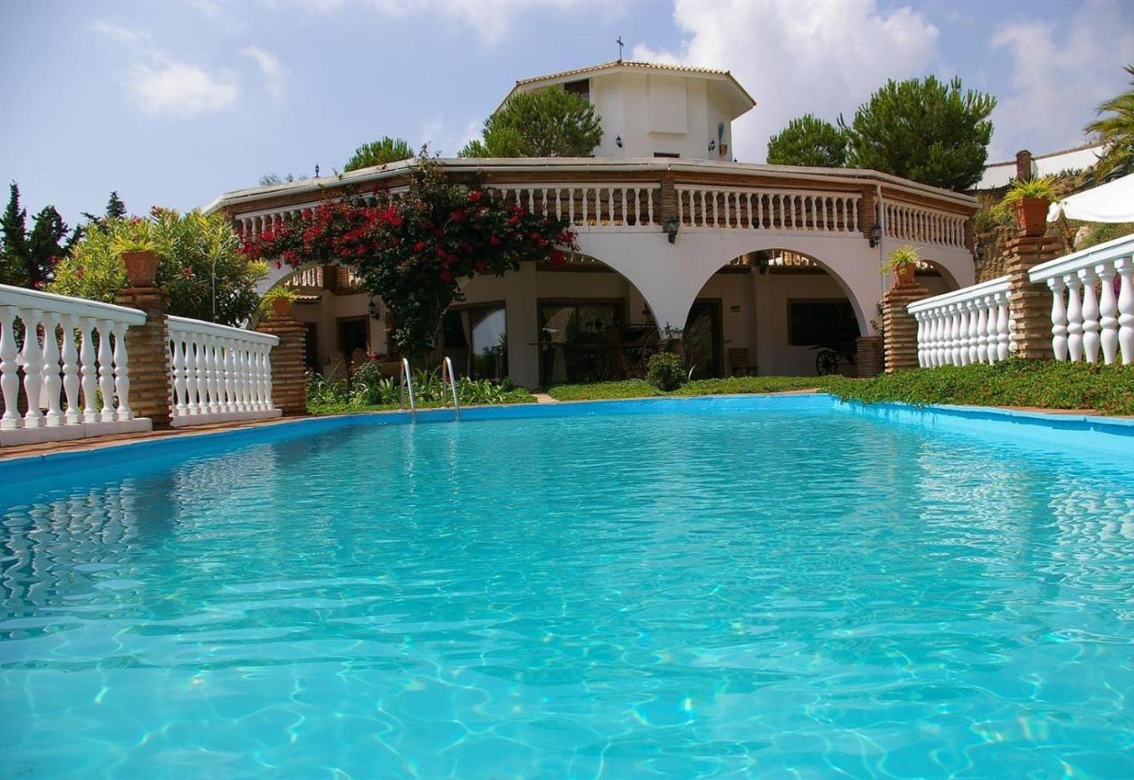 Cortijo Alegria 10 apartments — 4-Star Luxury Hotel in Mijas, Spain