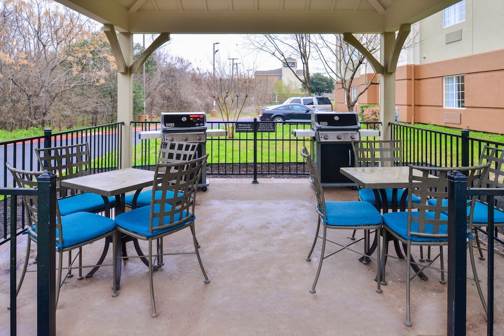 Candlewood Suites Austin Round Rock by IHG - photo 52