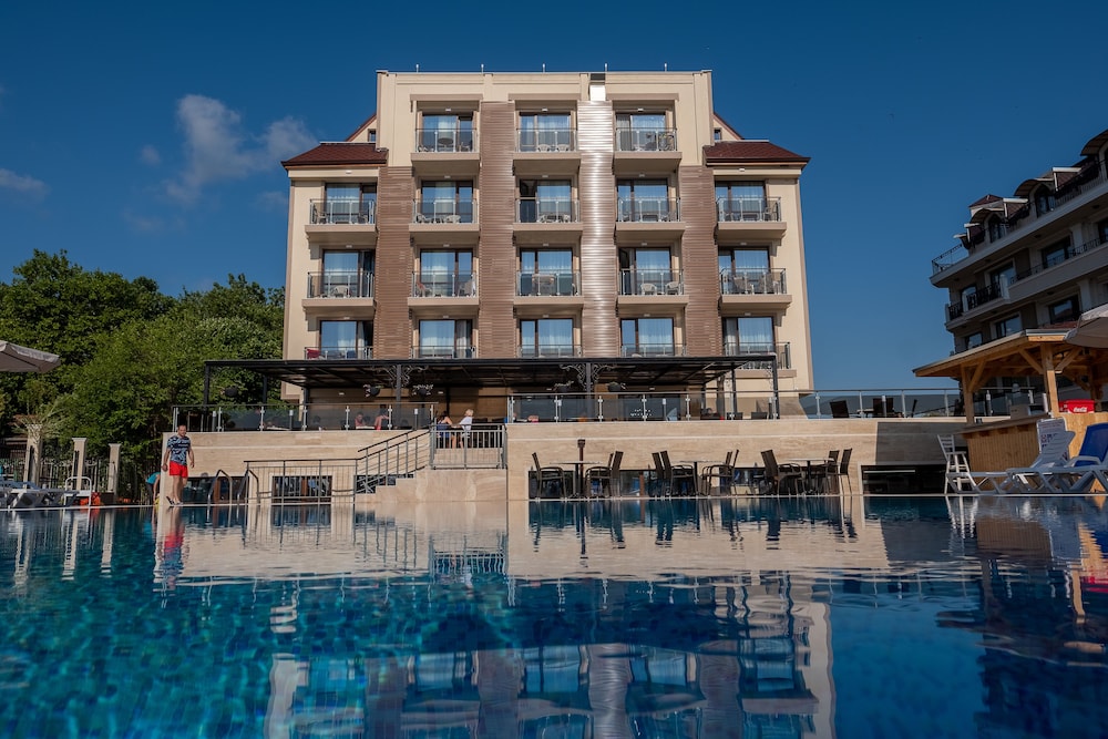 Veramar Beach - carbon neutral hotel in Varna
