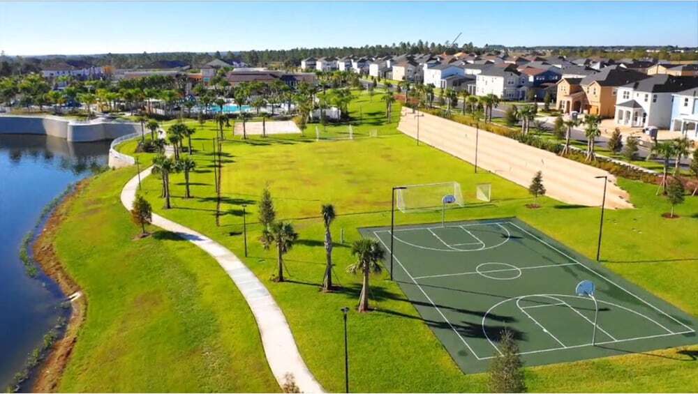 7 Bedrooms 65 Bathrooms Solara 1604 Hg - photo 21