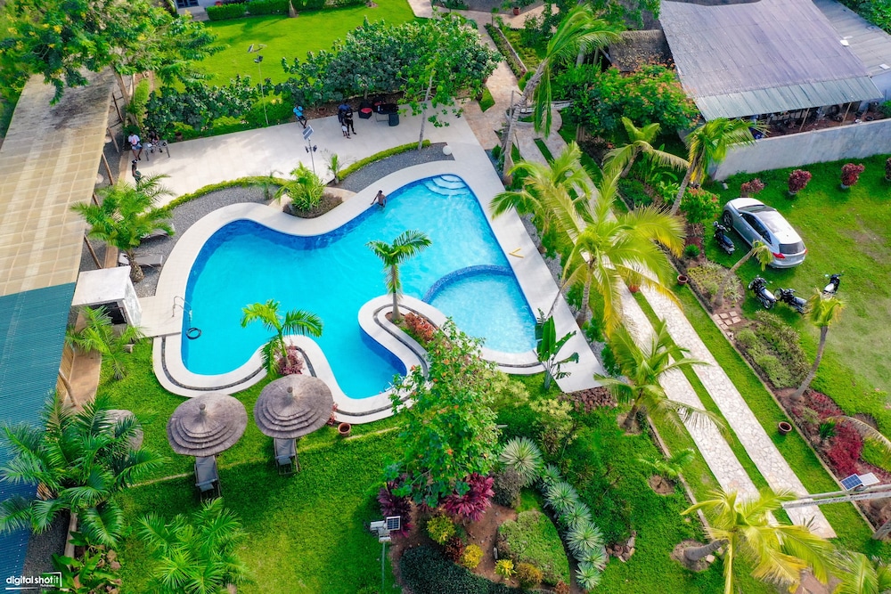 Natu Resort in Abomey-Calavi, Benin