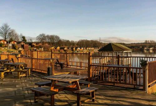 Nicks and Carmels by the Lake — Carnforth — photo 3