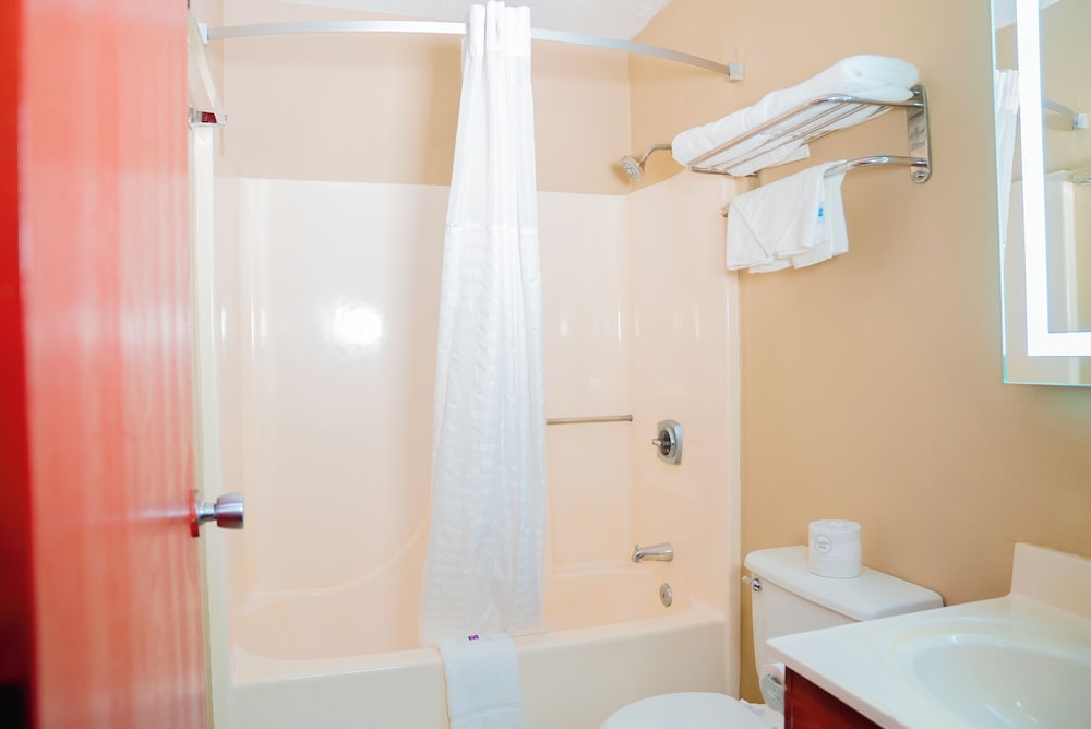Motel 6 Litchfield IL - photo 16