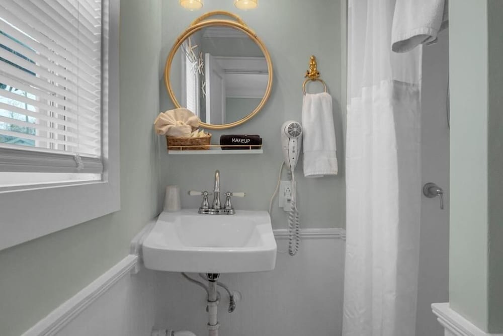 Carolina Beach Inn - photo 51