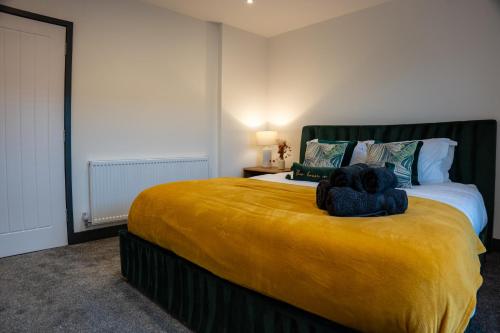 High End Contractor Apartment 5 Separate Beds Free Parking — 4-Star Luxury Hotel in Ilkeston, United Kingdom