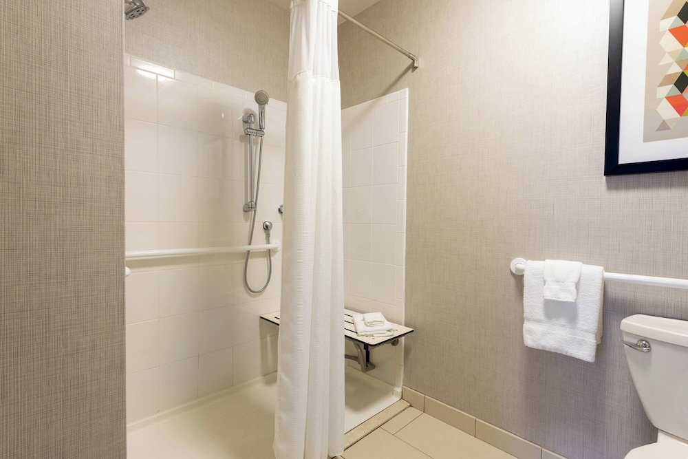 Residence Inn Midland Marriott - photo 17