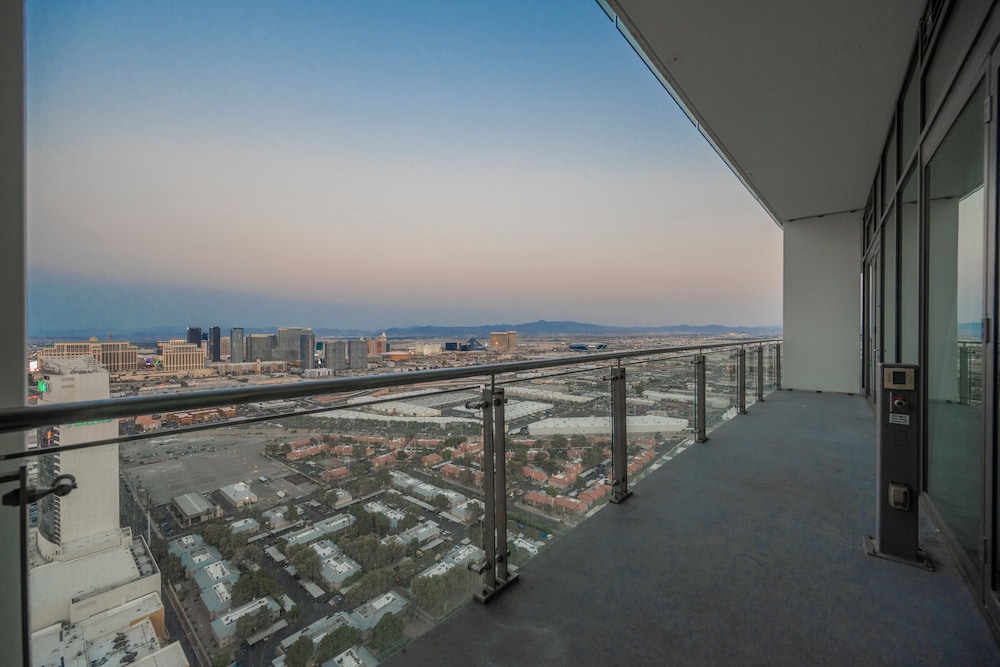 StripViewSuites at Palms Place Penthouses - photo 143