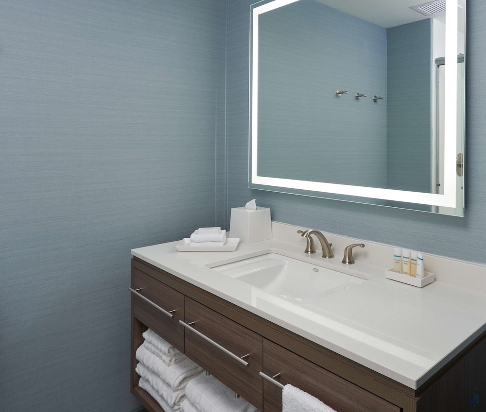 Home2 Suites by Hilton Pompano Beach Pier - photo 35