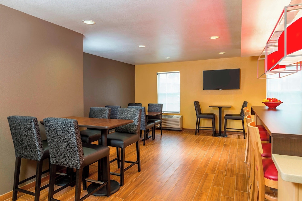 TownePlace Suites By Marriott Phoenix North - photo 26