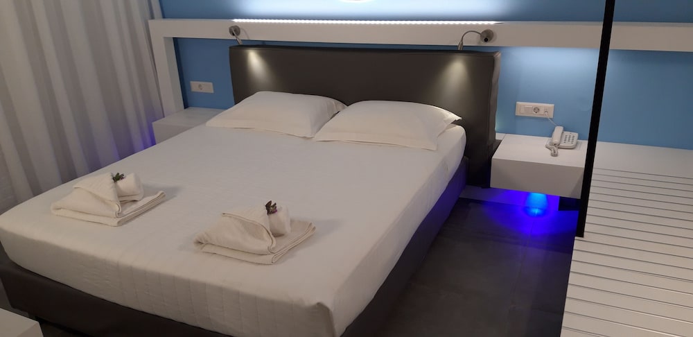Niriides Hotel - carbon neutral hotel in Chania