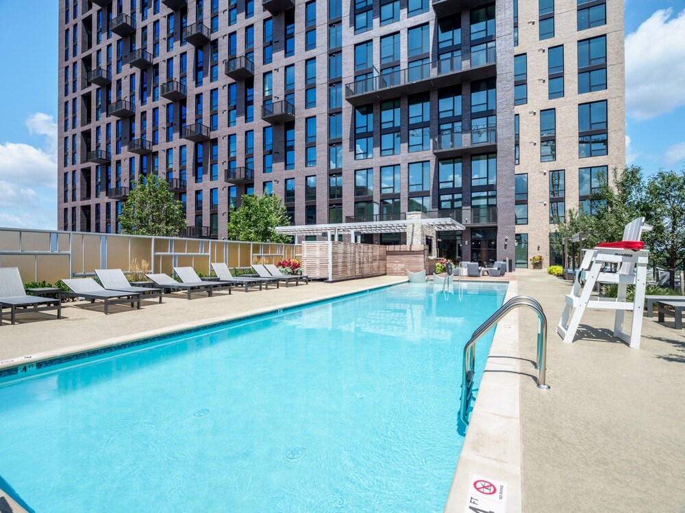 Global Luxury Suites at Reston Town Center - photo 2