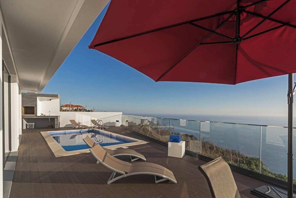 Searenity Vacations Home II in the West of the Island — 4-Star Luxury Hotel in Calheta, Portugal