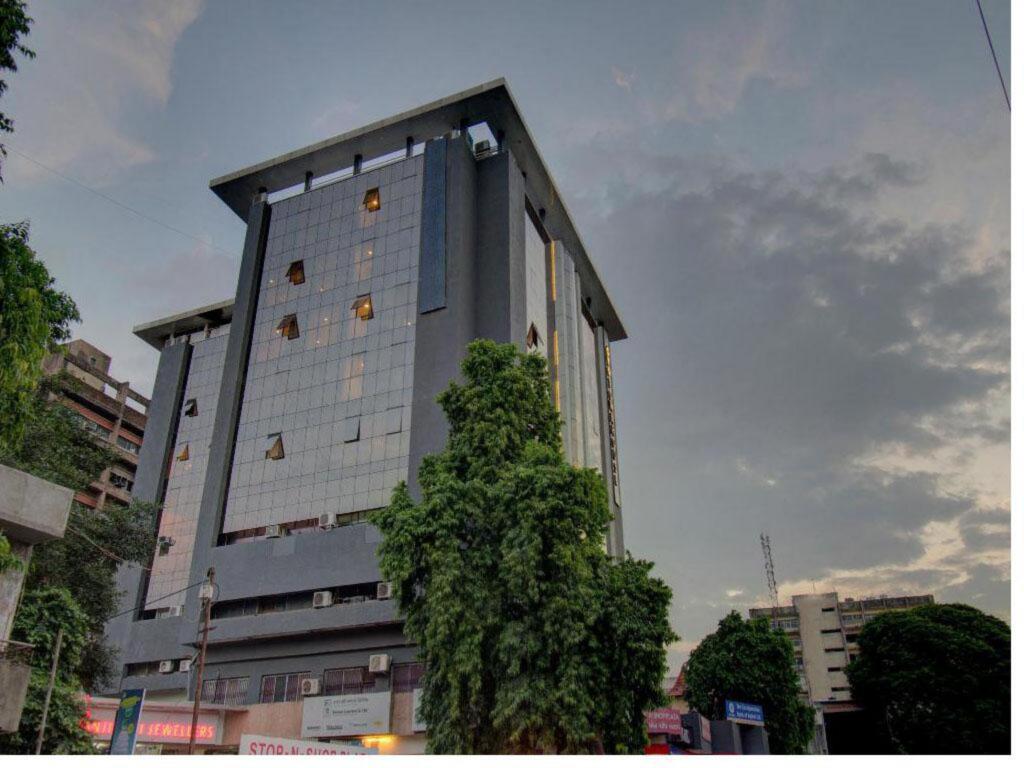 Shagun Hotel - last minute hotel in Vadodara