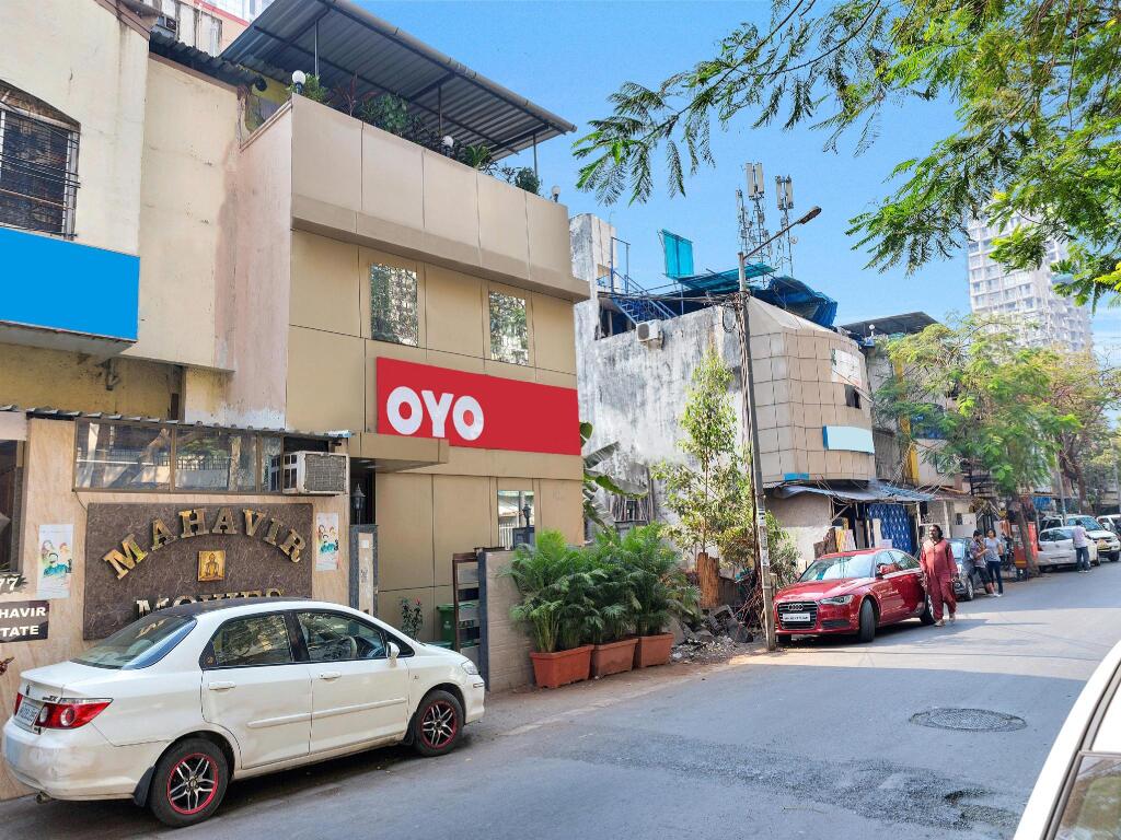 Hotel Rigga Inn Kokilaben Dhirubhai Ambani Hospital