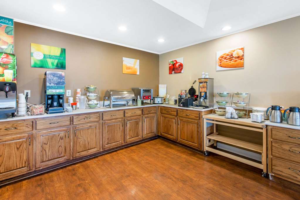 Quality Inn Palm Bay Melbourne I 95 - photo 24