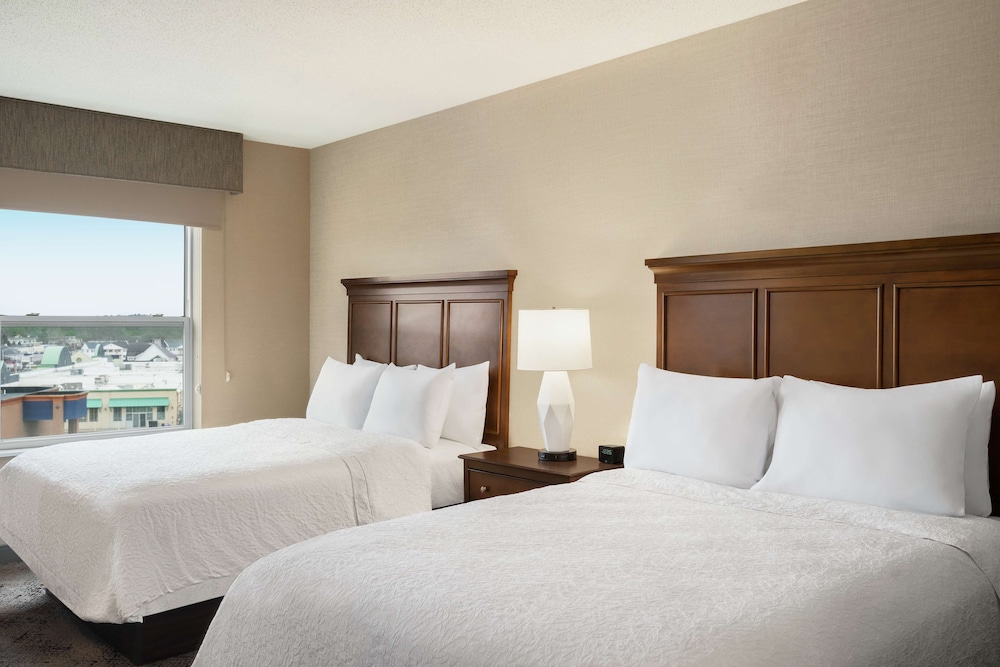 Hampton Inn & Suites Exeter - photo 7