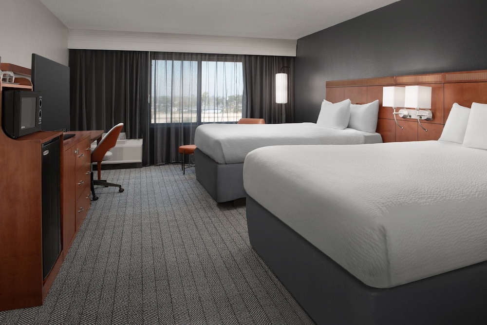 Courtyard by Marriott Panama City - photo 12