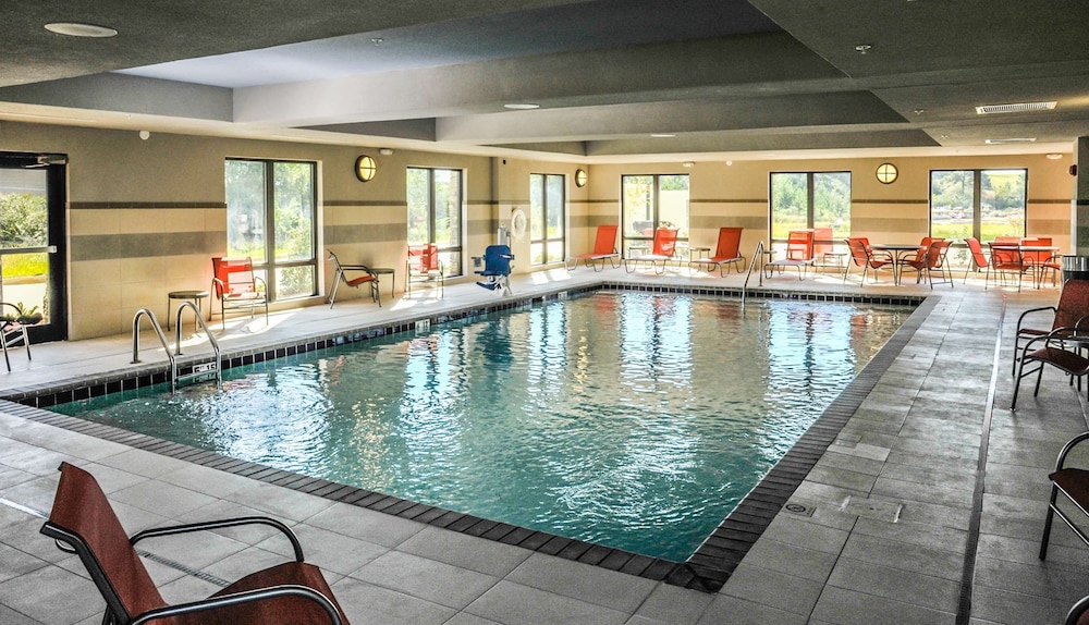 Hampton Inn & Suites Gulfport I 10 - photo 57