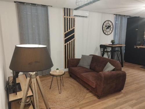 Cosy Studio Renove Style Industriel - last minute hotel in La Seyne-Sur-Mer