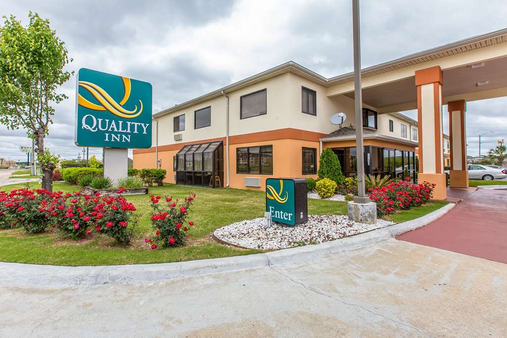 Quality Inn Montgomery South — Montgomery