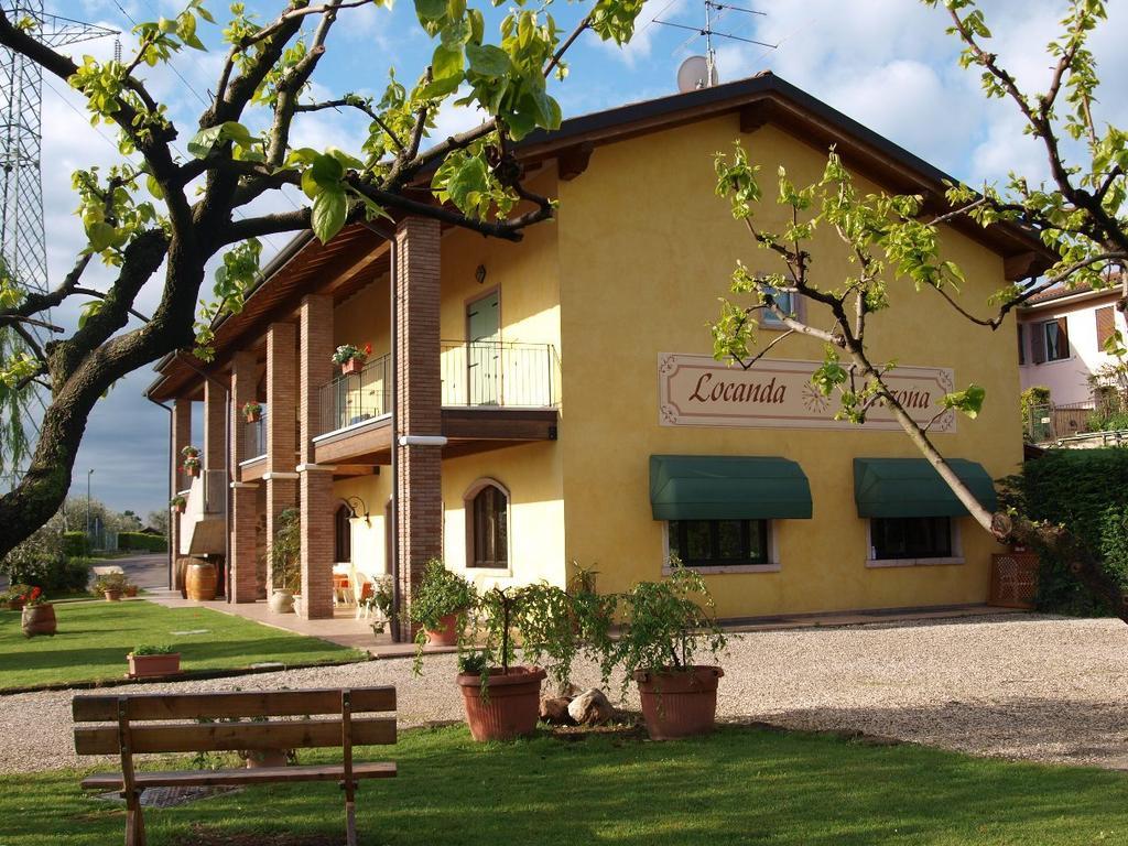 Locanda Arizona — 4-Star Luxury Hotel in Bardolino, Italy