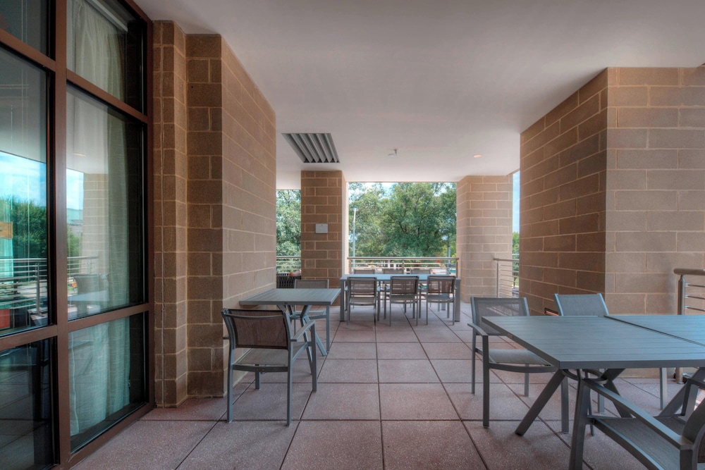 Residence Inn by Marriott Raleigh Downtown - photo 61