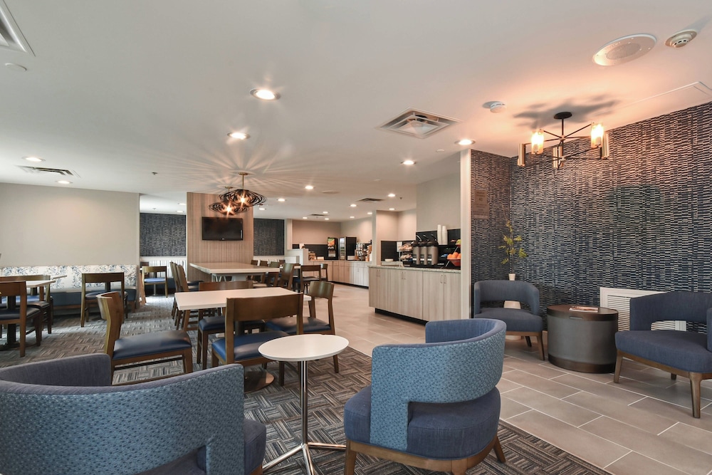 Fairfield Inn by Marriott Arrowood in Charlotte, United States