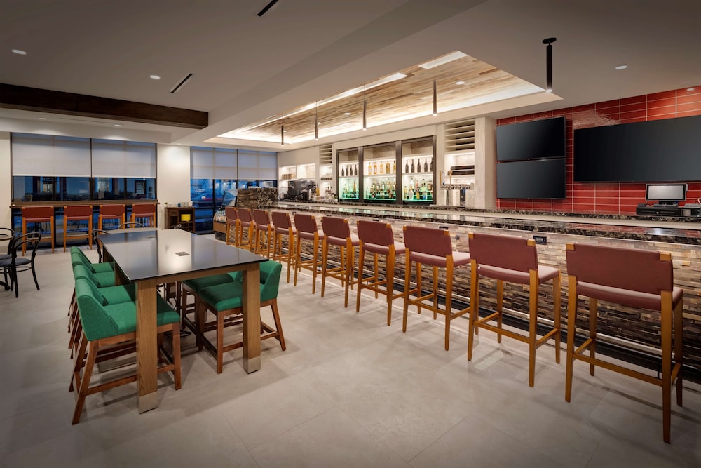 Hilton Garden Inn Haymarket - photo 50