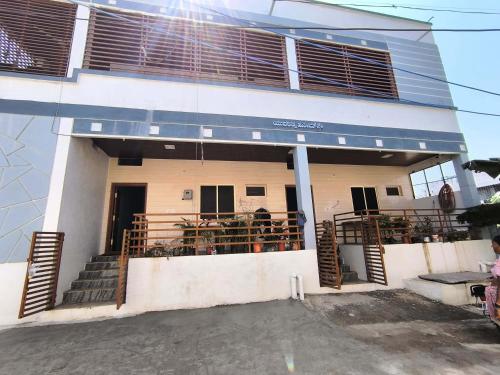 Yuvarathna Hampi Stay in Hampi, India