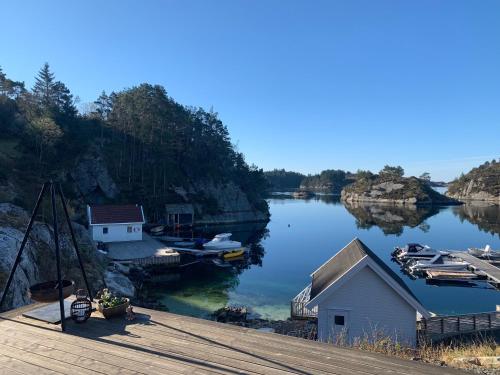 Havbris - last minute hotel in Svortland
