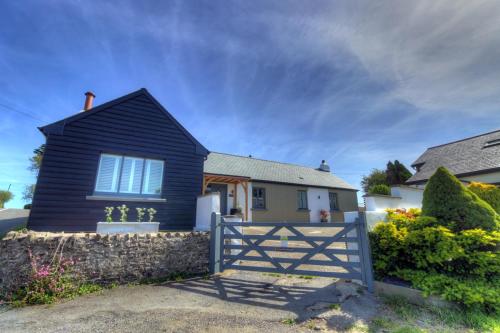 Moorview House — 4-Star Luxury Hotel in Bideford, United Kingdom