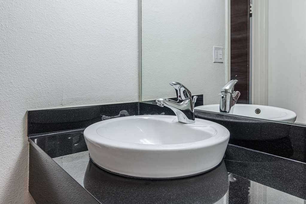 Motel 6 Texarkana AR - photo 21