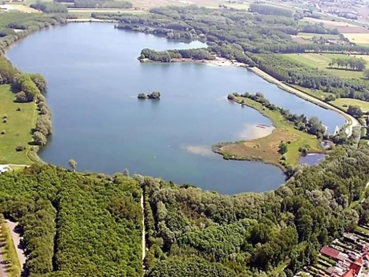 Lake Harelbeke — 4-Star Luxury Hotel in Harelbeke, Belgium