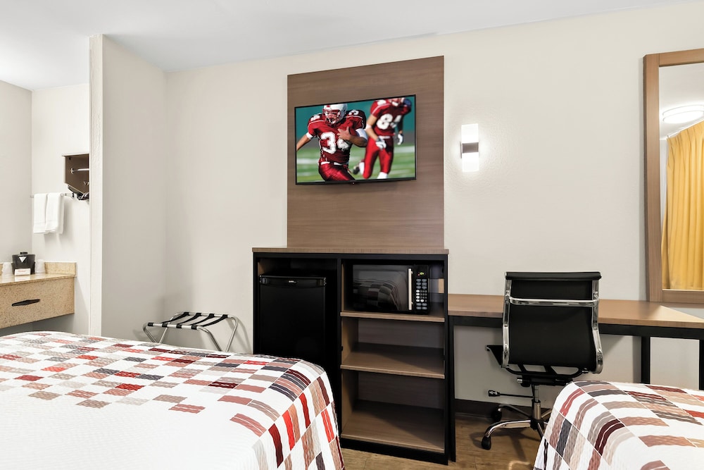 Red Roof Inn Rock Hill - photo 9