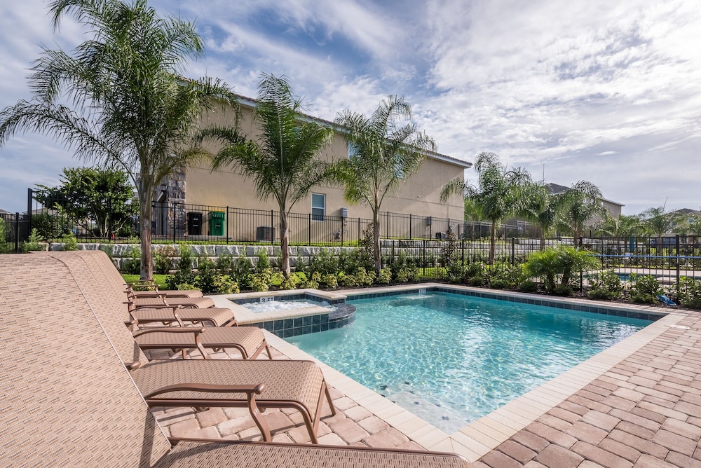 The Encore Club #7 8 Bed 7 Baths Villa — 4-Star Luxury Hotel in Kissimmee, United States