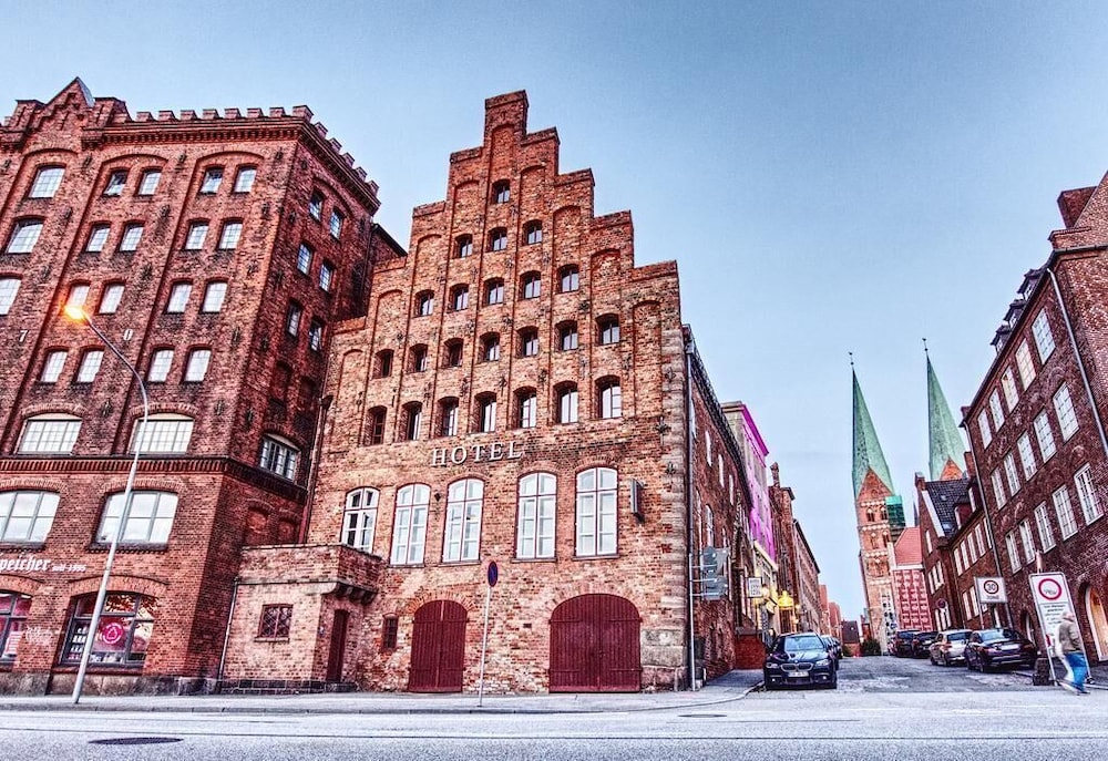 Hotel Anno 1216 — Luebeck