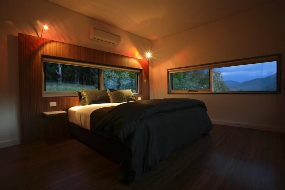 The Buckland Studio Retreat — Bright — photo 4