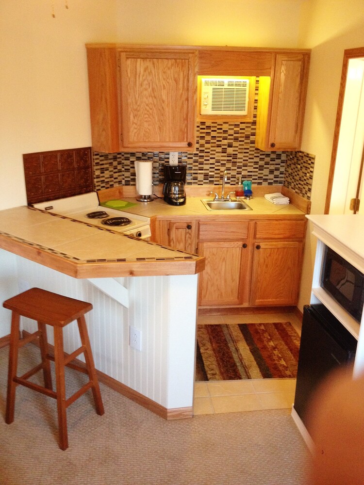 Travelier Motel - photo 15