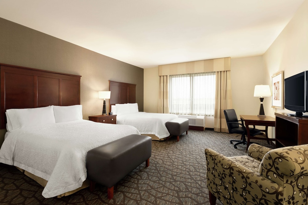 Hampton Inn & Suites Houston Pasadena - photo 9