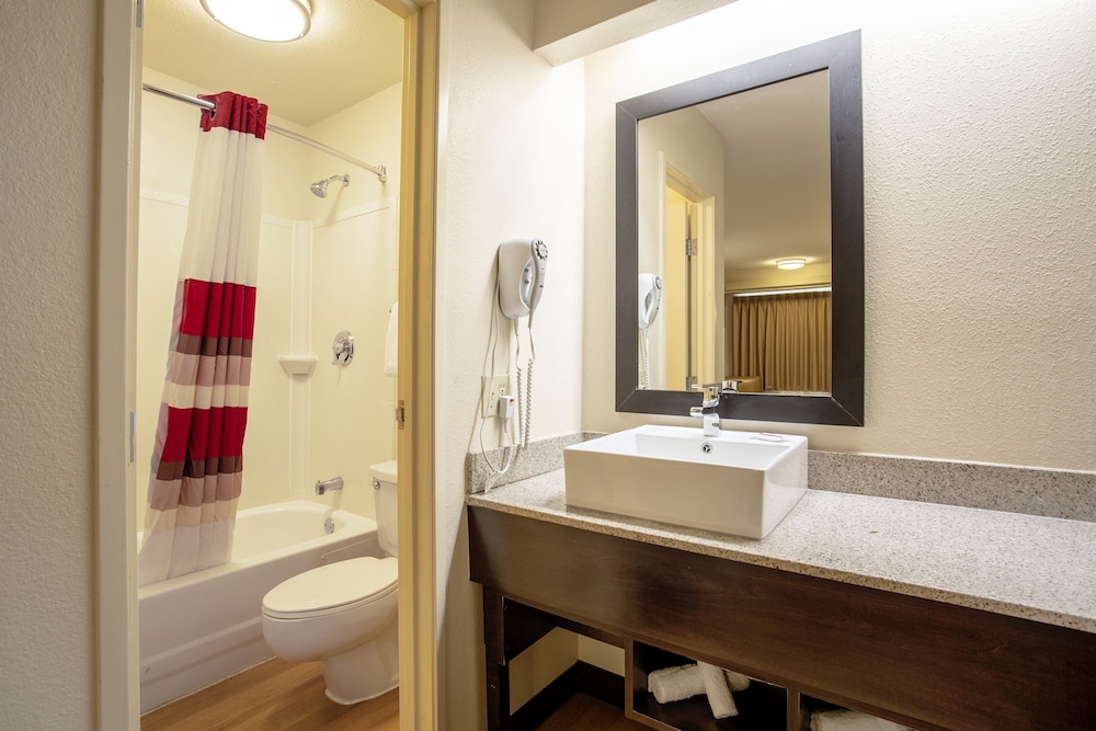 Red Roof Inn PLUS Baltimore North Timonium - photo 27