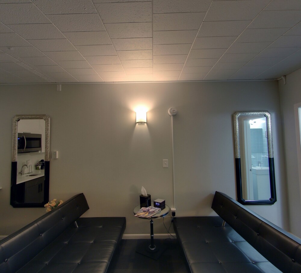Hotel Royal Oak - photo 29