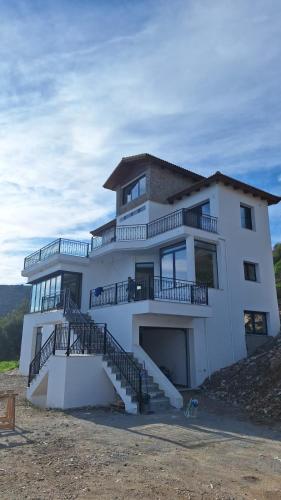 Seabreeze - carbon neutral hotel in Unknown City