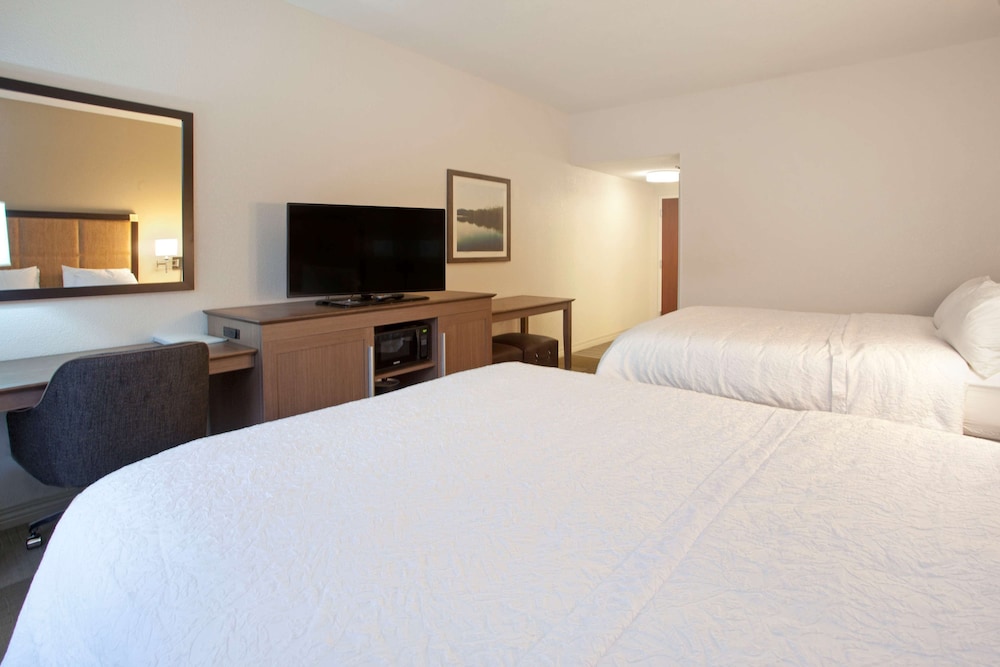 Hampton Inn & Suites Nashville Smyrna - photo 15
