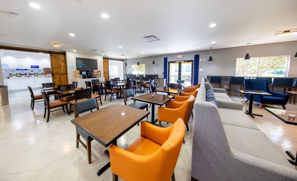 Holiday Inn Express Clermont Se West Orlando - photo 90