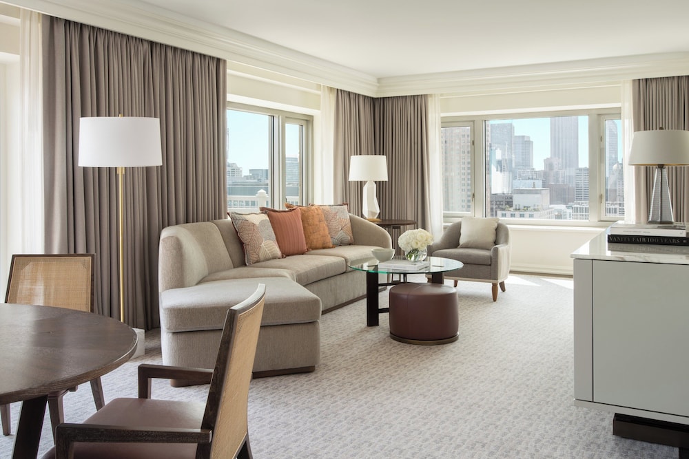 Four Seasons Hotel Chicago - photo 23