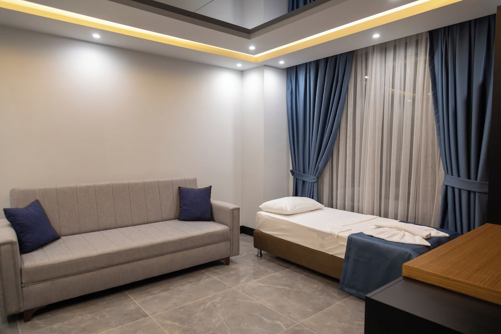 Akin Suit Otel — Ayvalik — photo 5