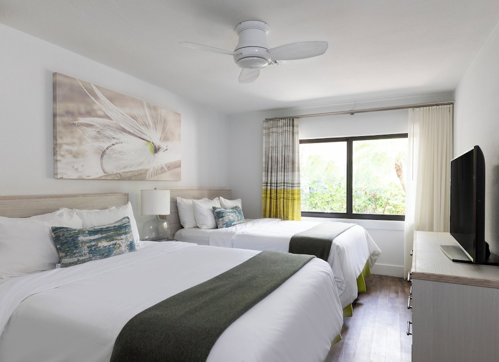 La Siesta Resort & Villas - photo 7