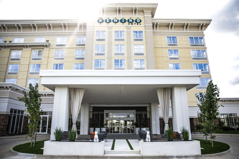 The Rewind West Des Moines Tapestry Collection by Hilton in West Des Moines, United States